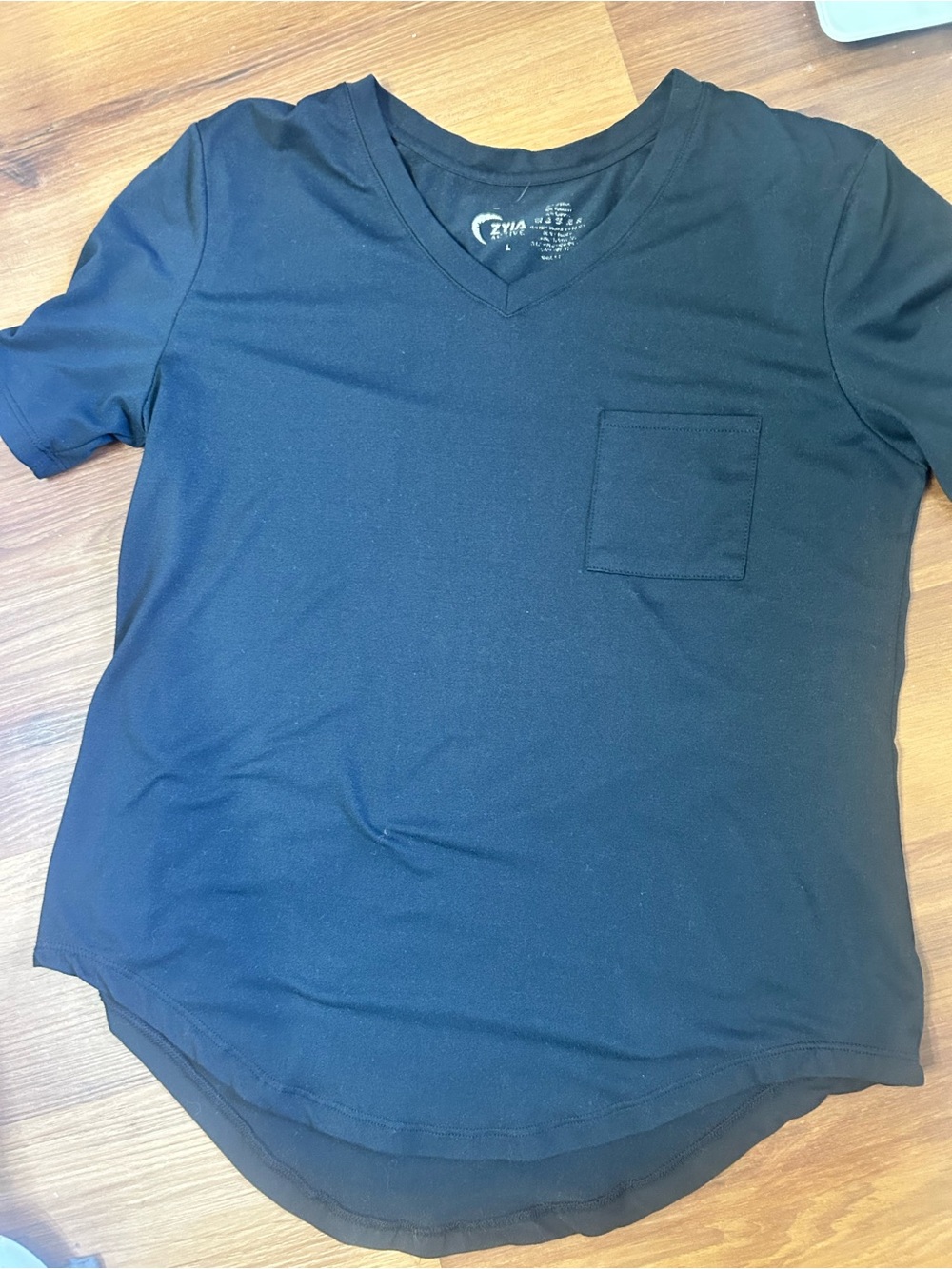 ZYIA Black V-Neck Short Sleeve Pocket Tee